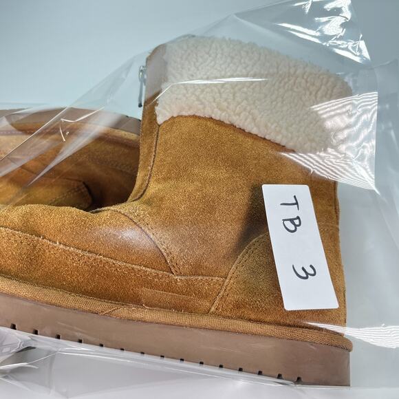 Koolaburra by UGG Lytta Short Brown Suede Faux Fur Boots 1121540K Youth Size 4 - Picture 8 of 8